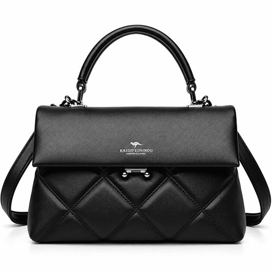Bolsa Feminina Preta Matelassê Verona com alça de mão e design elegante