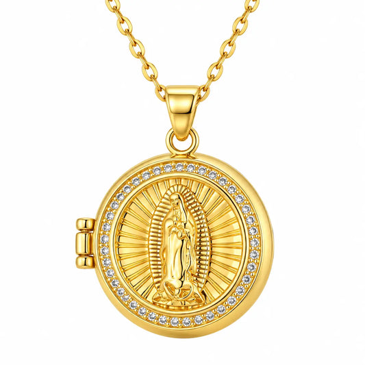 Colar Nossa Senhora dourado com medalha religiosa feminina em fundo branco