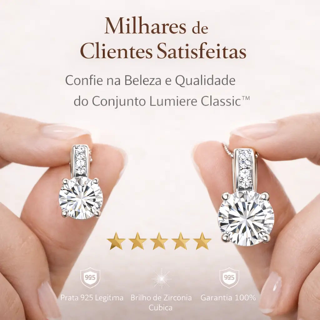 Brincos do Conjunto Lumière Classic em Prata 925 com zircônia cúbica, segurados nas mãos, destacando brilho, acabamento refinado e avaliação cinco estrelas de clientes satisfeitas