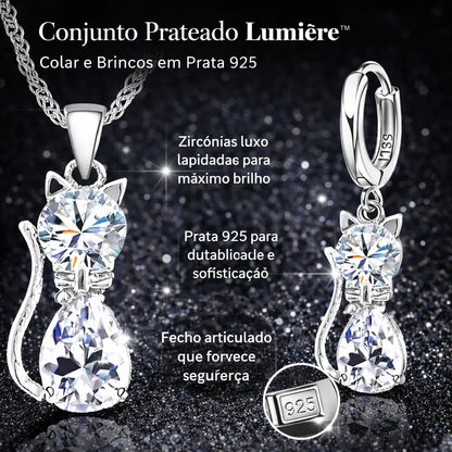 Conjunto Prateado Lumière™ em prata 925 com colar e brincos de zircônia lapidada, destacando brilho intenso, fecho articulado seguro e acabamento sofisticado
