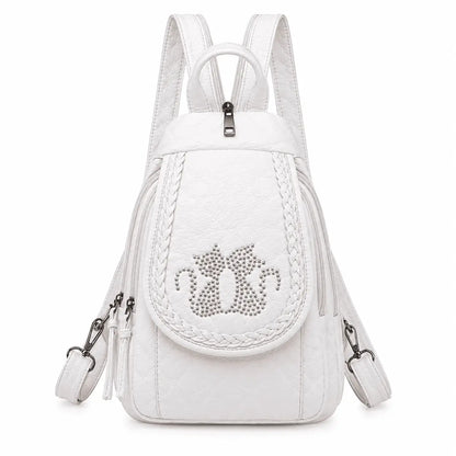 Mochila Feminina Branca Compacta Siena com design elegante em fundo branco
