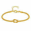 Pulseira feminina dourada Snake Duo Love minimalista com nó central elegante fundo branco