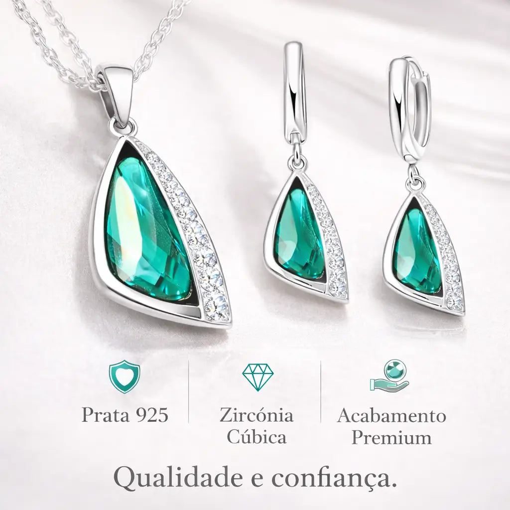Conjunto Esmeralda Lumière em Prata 925 com zircônia cúbica verde e acabamento premium, joia feminina de alta qualidade.